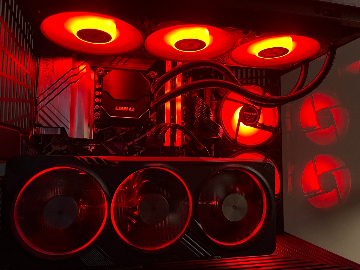 Ryzen 7800X3D/RTX 4070ti - 32GB DDR5 6400mhz CL32 RAM